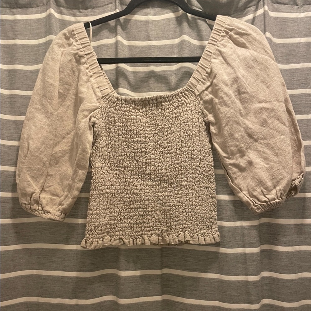 525 America scrunch sleeve fitted top